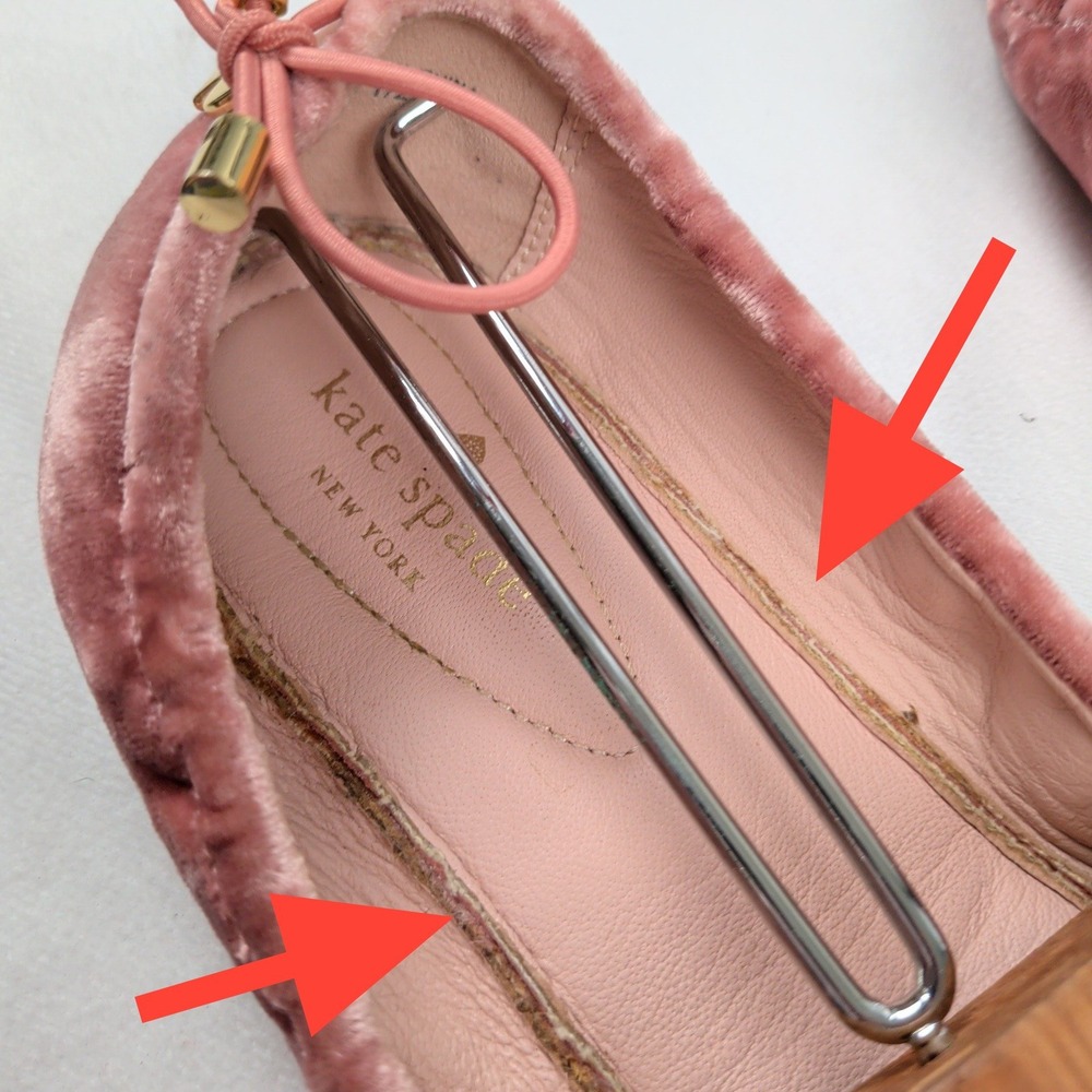 Kate Spade Pink Crushed Velvet Ballet Flats Bow Spade Charm Womens 7.5 M - Picture 5 of 8